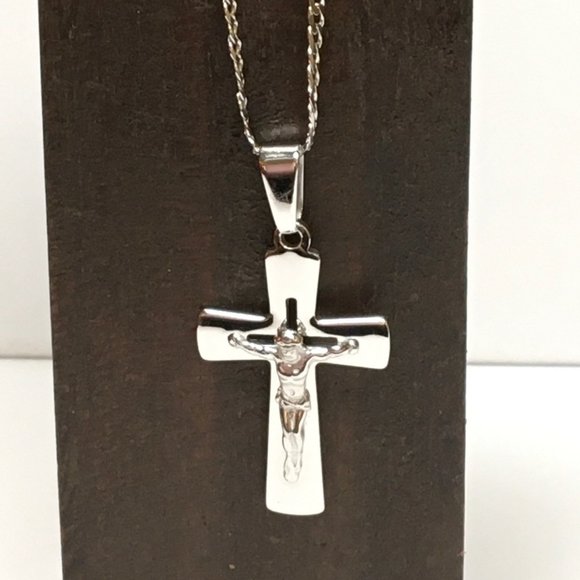 Jesus Crucifix Cuban Necklace Sterling Silver